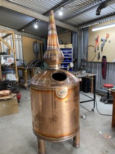 copper boiler, copper still, distillation, whisky still, pot still, copper pot still, gin still, lyne arm, onion ball, swan neck